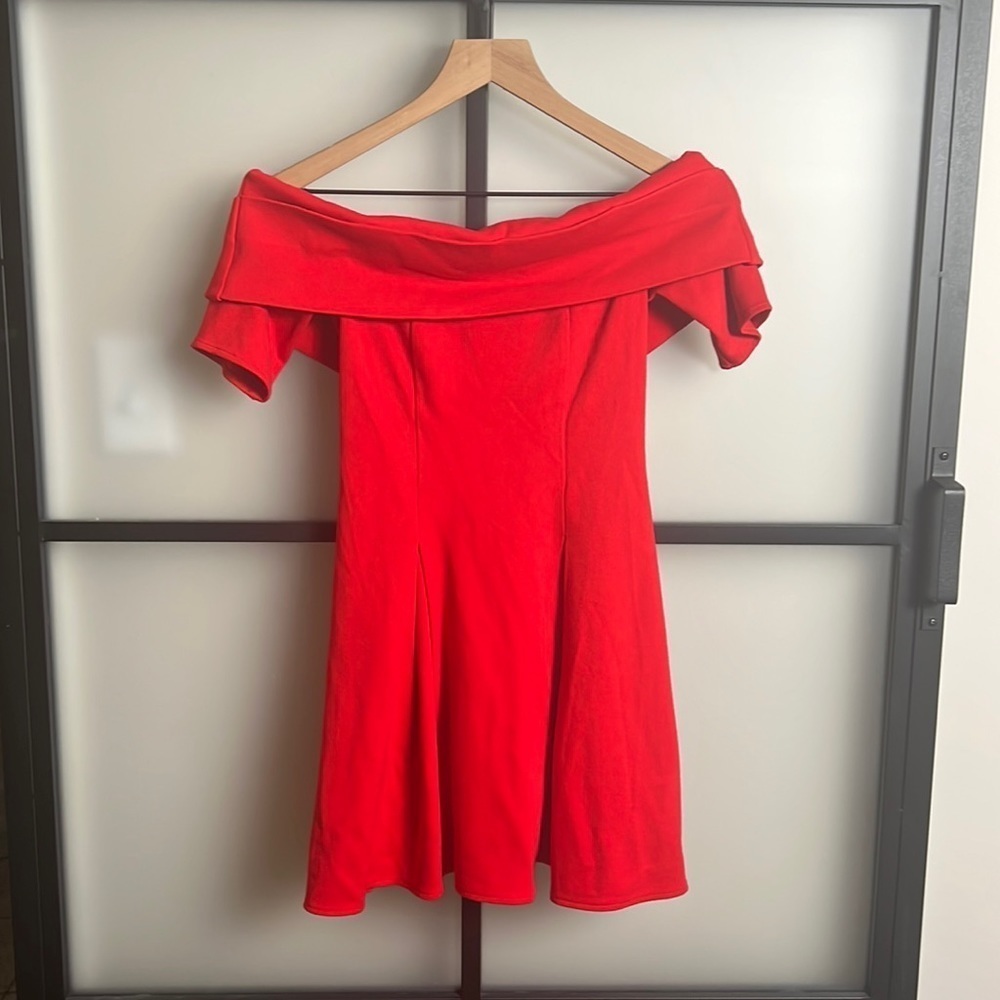 Revolve | NWT NBD Off Shoulder Fit and Flare Dress Size XS